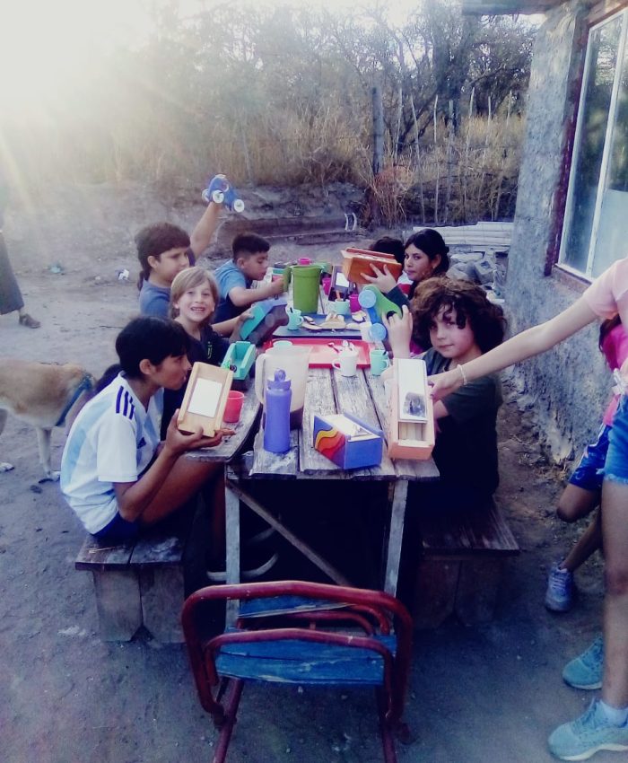 120 juguetes, muchas manos y un proyecto que comienza